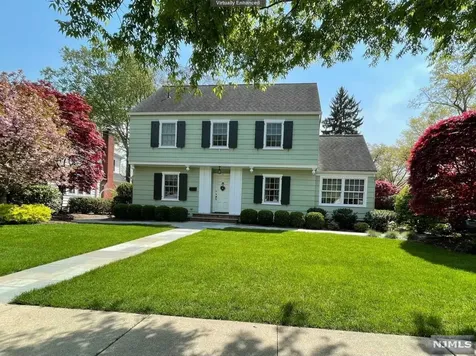 88 Sherwood Road Ridgewood NJ 07450
