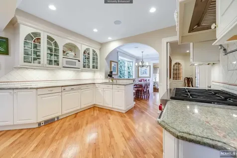 88 Sherwood Road Ridgewood NJ 07450