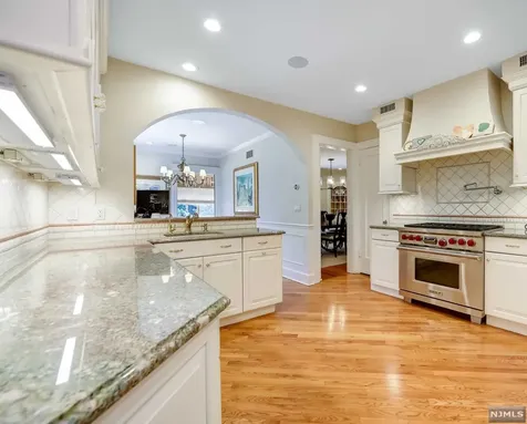88 Sherwood Road Ridgewood NJ 07450