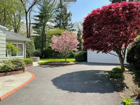 88 Sherwood Road Ridgewood NJ 07450