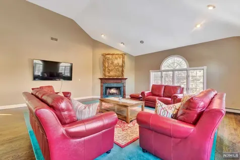 1020 High Mountain Road Franklin Lakes NJ 07417