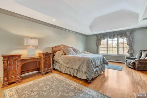 1020 High Mountain Road Franklin Lakes NJ 07417