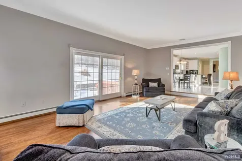 1020 High Mountain Road Franklin Lakes NJ 07417