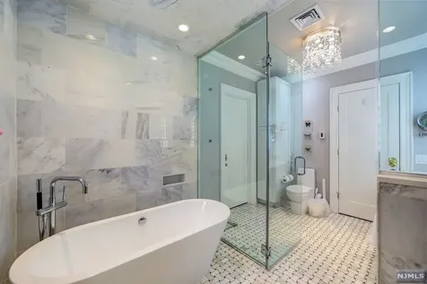 807 Boulevard East Weehawken NJ 07086
