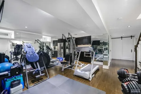 807 Boulevard East Weehawken NJ 07086