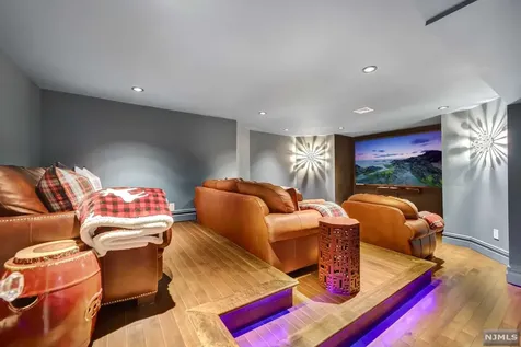 807 Boulevard East Weehawken NJ 07086