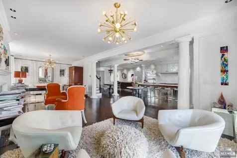 807 Boulevard East Weehawken NJ 07086