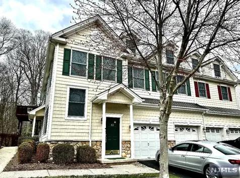 43 Woods Edge Road Old Tappan NJ 07675