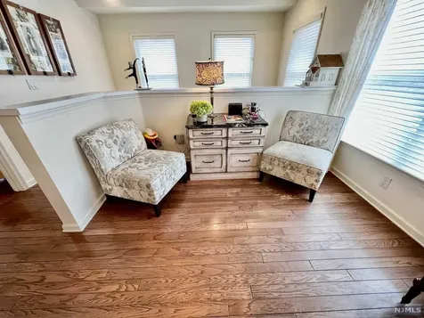 43 Woods Edge Road Old Tappan NJ 07675