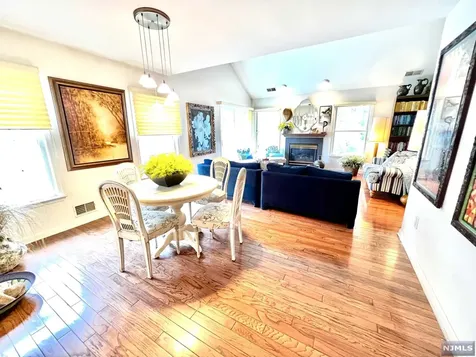 43 Woods Edge Road Old Tappan NJ 07675