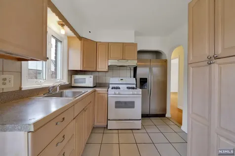 111 4th Avenue Westwood NJ 07675