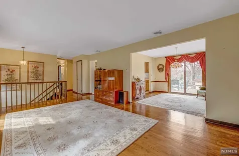 888 Roberts Court Franklin Lakes NJ 07417