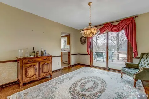 888 Roberts Court Franklin Lakes NJ 07417