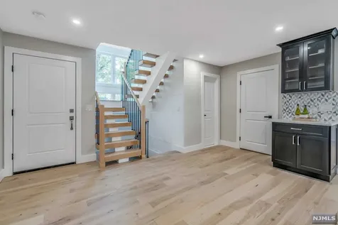 631 Maxwell Place Ridgewood NJ 07450