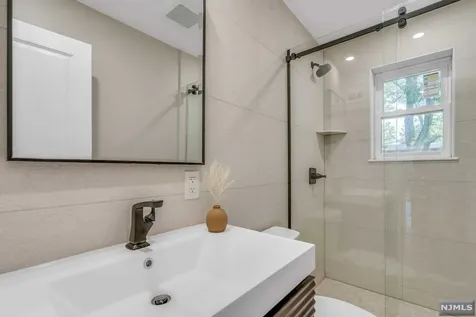 631 Maxwell Place Ridgewood NJ 07450