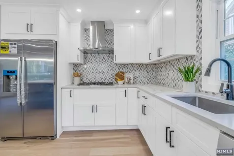631 Maxwell Place Ridgewood NJ 07450