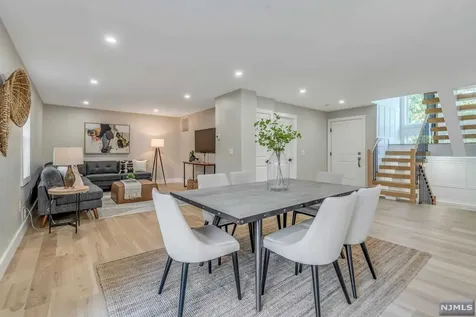 631 Maxwell Place Ridgewood NJ 07450