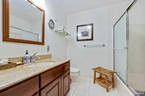 103 River Road Nutley NJ 07110
