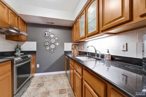 103 River Road Nutley NJ 07110