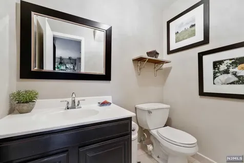 103 River Road Nutley NJ 07110