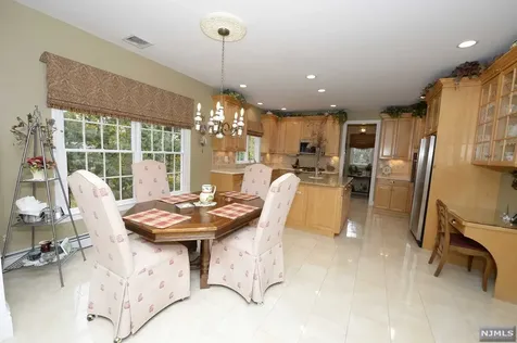 95 Dorothy Drive North Haledon NJ 07508