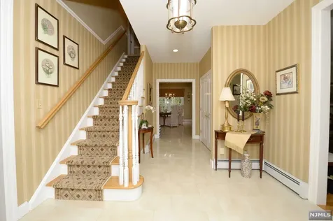 95 Dorothy Drive North Haledon NJ 07508