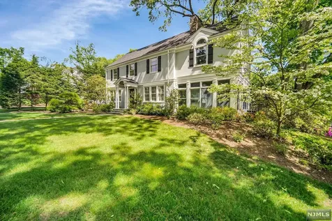 141 Avondale Road Ridgewood NJ 07450