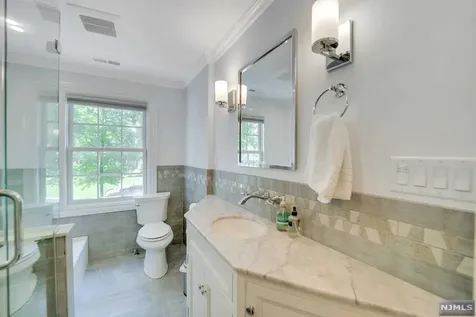 141 Avondale Road Ridgewood NJ 07450
