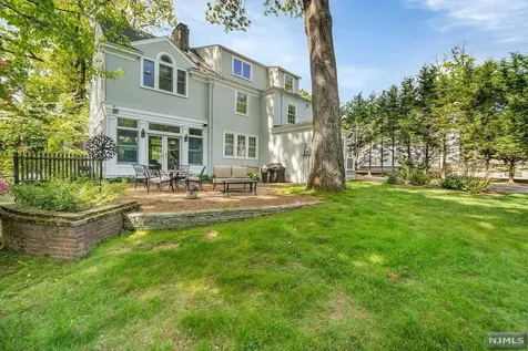 141 Avondale Road Ridgewood NJ 07450