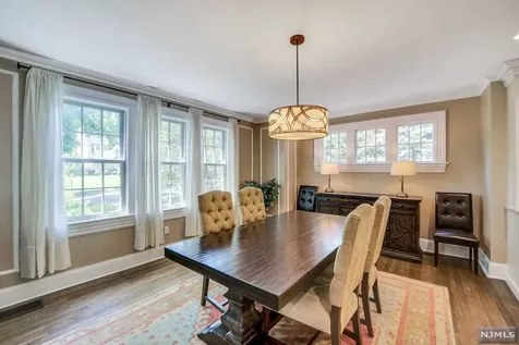 141 Avondale Road Ridgewood NJ 07450