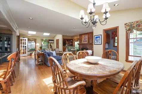 420 Colonial Road Ridgewood NJ 07450