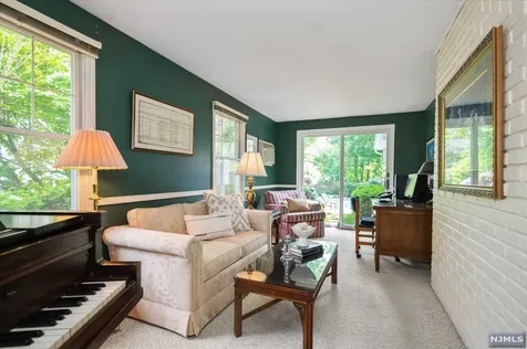 420 Colonial Road Ridgewood NJ 07450