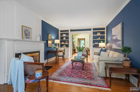 420 Colonial Road Ridgewood NJ 07450