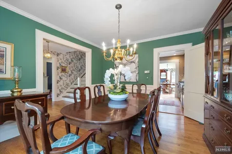 420 Colonial Road Ridgewood NJ 07450