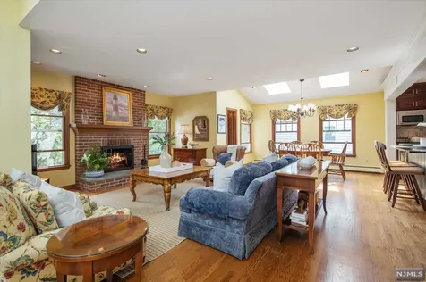 420 Colonial Road Ridgewood NJ 07450