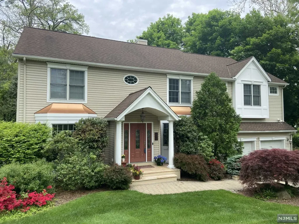 125 Hollywood Avenue Ho-ho-kus NJ 07423