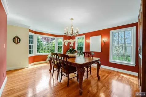 125 Hollywood Avenue Ho-ho-kus NJ 07423