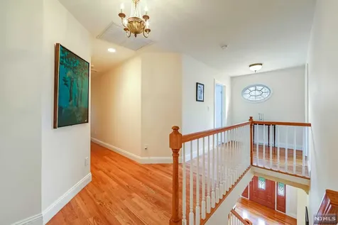 125 Hollywood Avenue Ho-ho-kus NJ 07423