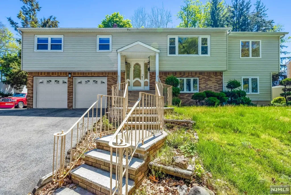 11 Westerholt Avenue Woodland Park NJ 07424
