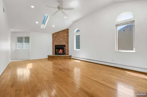 11 Westerholt Avenue Woodland Park NJ 07424