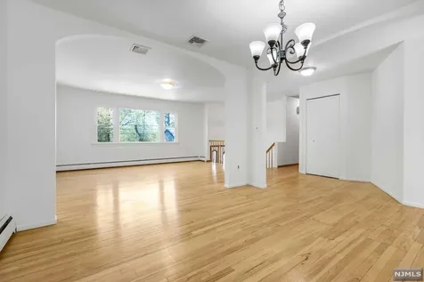 11 Westerholt Avenue Woodland Park NJ 07424