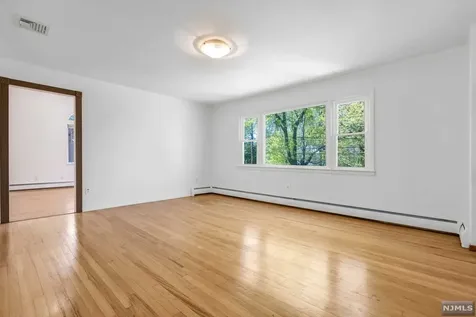 11 Westerholt Avenue Woodland Park NJ 07424