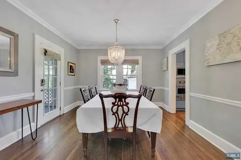 328 Pearsall Avenue Ridgewood NJ 07450