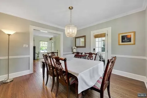 328 Pearsall Avenue Ridgewood NJ 07450
