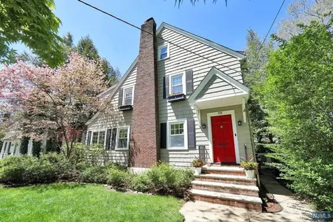328 Pearsall Avenue Ridgewood NJ 07450