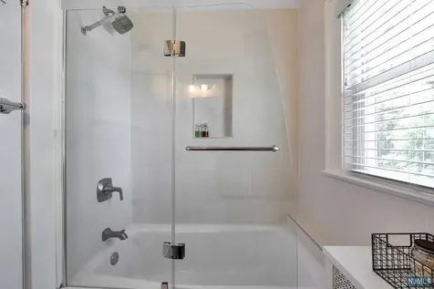 328 Pearsall Avenue Ridgewood NJ 07450