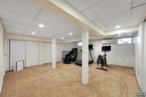 328 Pearsall Avenue Ridgewood NJ 07450