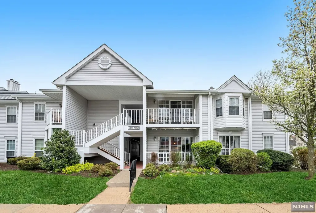 1059 Ash Drive Mahwah NJ 07430