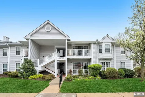 1059 Ash Drive Mahwah NJ 07430
