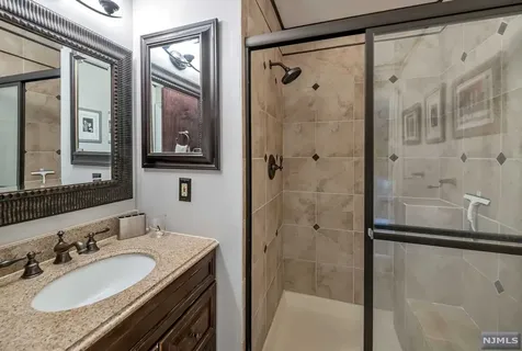 1059 Ash Drive Mahwah NJ 07430